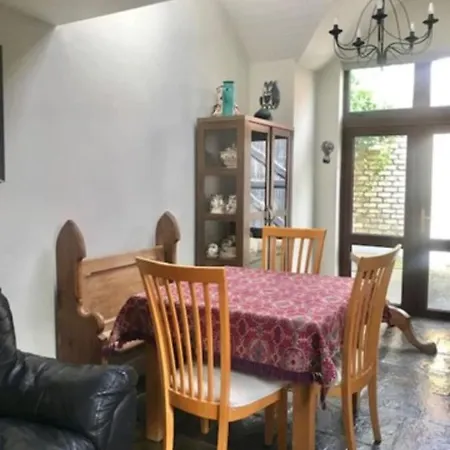 بيت للعطل Stylish 2 Bedroom Near Botanical Gardens دبلن